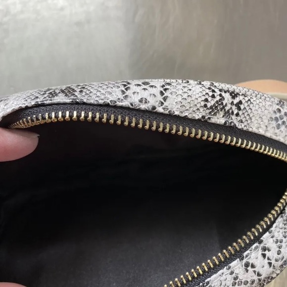 Travel pouch belt women’s FENNY BELT - Picture 3 of 5